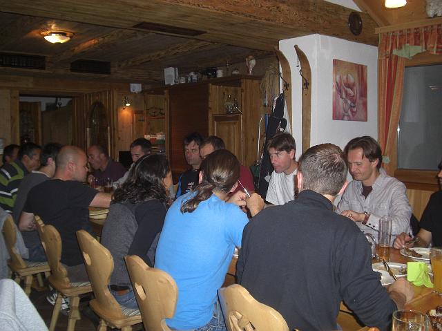 jhv09_002.jpg