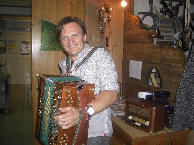 jhv09_019.jpg