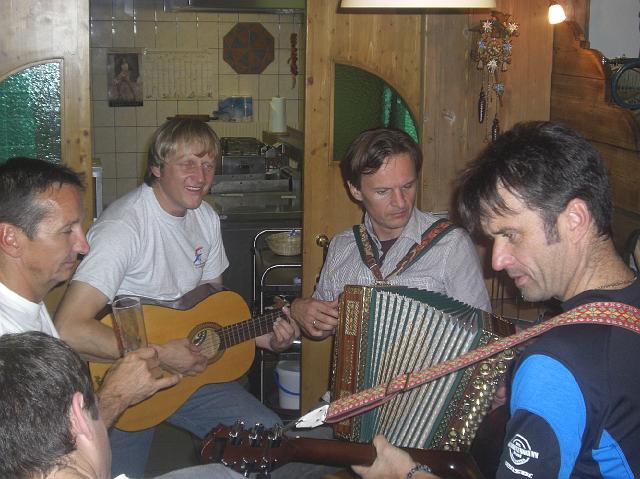 jhv09_024.jpg
