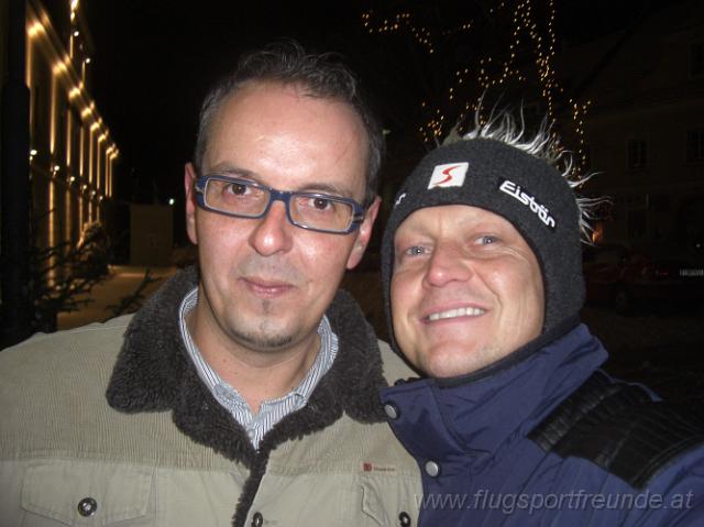 2011-12_gluehweinstand_25.JPG