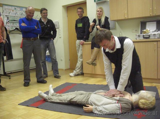 2012_Erste-Hilfe-Kurs_24.JPG