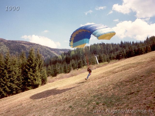 1990_05.jpg