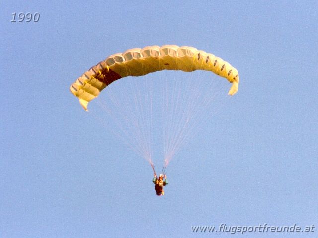 1990_15.jpg