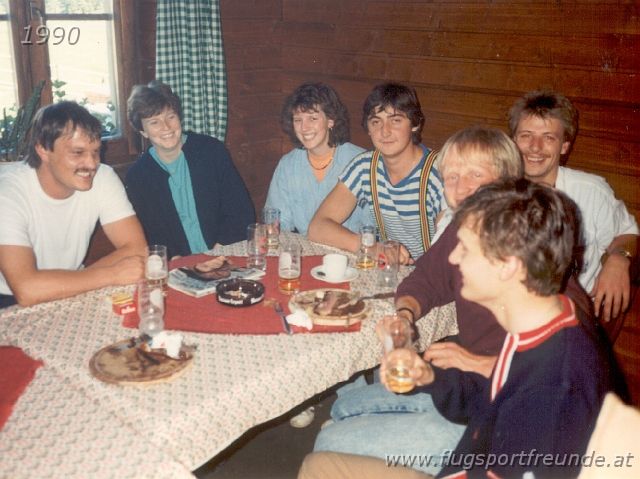 1990_18.jpg