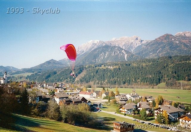 1993_skyclub_003.jpg