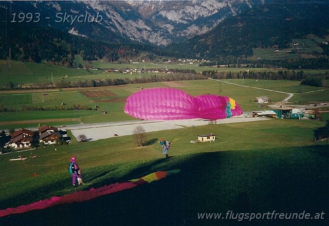 1993_skyclub_011.jpg